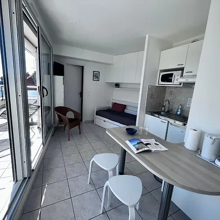 Le Crystal Terrasse Vue Direct