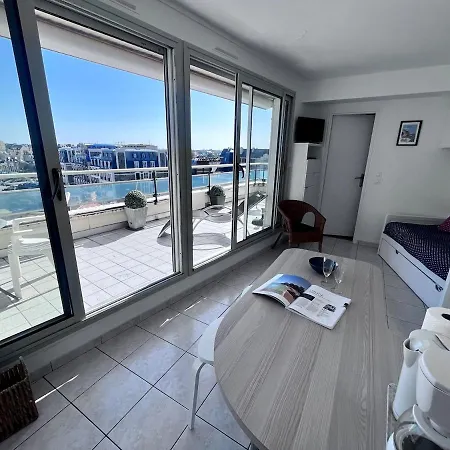 Le Crystal Terrasse Vue Direct *